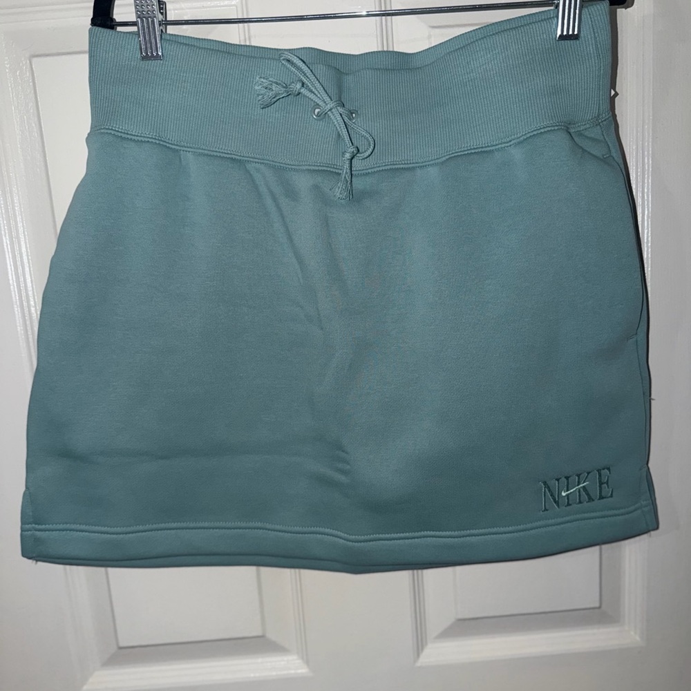 Nike Sportswear Fleece Mini Skirt Sage Green Drawstring NWT Size L - Picture 5 of 8